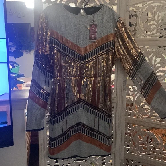 Brand New Multi color Gold Sequin Bodycon Dress by Boohoo, Size 12 - Picture 2 of 4